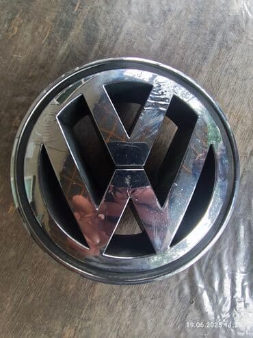 Satlir 20 manat Passat B6 qabaq embilema 2008 lalafo.az -da Satlir 20 manat Passat B6 qabaq embilema 2008