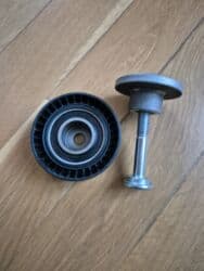 FEBI BILSTEIN – Kəmər gərginlik kasnağı (idler/tensioner pulley) lalafo.az -da FEBI BILSTEIN – Kəmər gərginlik kasnağı (idler/tensioner pulley)