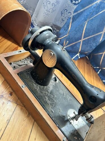 Antik tikiş maşını – mexaniki, stolüstü model - Klassik çuqun gövdə lalafo.az -da Antik tikiş maşını – mexaniki, stolüstü model - Klassik çuqun gövdə