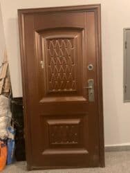 Mənzil üçün İşlənmiş Giriş qapısı Petlə ilə, Zəmanətsiz, Ünvandan götürmə lalafo.az -da Mənzil üçün İşlənmiş Giriş qapısı Petlə ilə, Zəmanətsiz, Ünvandan götürmə