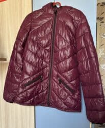 Kurtka/ gödəkçə, tünd bordo rəngdə Çox az geyinilib, yeni kimidir lalafo.az -da Kurtka/ gödəkçə, tünd bordo rəngdə Çox az geyinilib, yeni kimidir