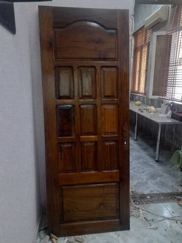 Qoz ağacından qapılar. 2 laylı və tək laylı 2.08 hündürlük eni 2 laylı lalafo.az -da Qoz ağacından qapılar. 2 laylı və tək laylı 2.08 hündürlük eni 2 laylı