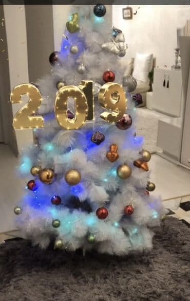 Ağ rəngdə süni Yeni il şam ağacı – tam bəzək dəsti ilə lalafo.az -da Ağ rəngdə süni Yeni il şam ağacı – tam bəzək dəsti ilə