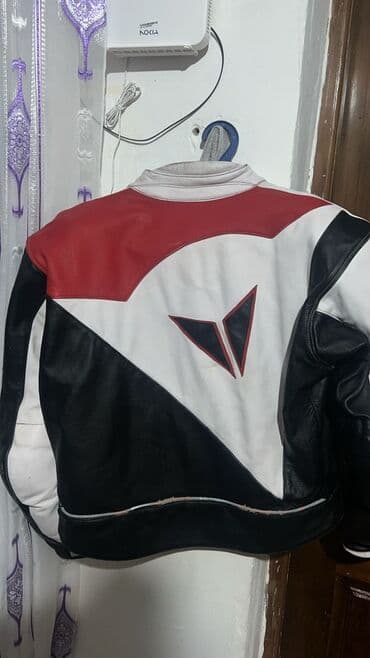 Dainese motosiklet gödəkçəsi - Brend: Dainese - Mənşə: Made in Italy lalafo.az -da Dainese motosiklet gödəkçəsi - Brend: Dainese - Mənşə: Made in Italy