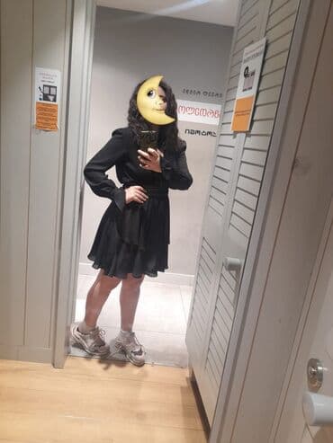 Kotondan alınıb 2 dəfə geyinilib çox gözəl dondur lalafo.az -da Kotondan alınıb 2 dəfə geyinilib çox gözəl dondur