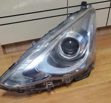 Sol, Yaxın və uzaq vuran işıqlar Toyota, 2016 il, Orijinal, Yaponiya, İşlənmiş lalafo.az -da Sol, Yaxın və uzaq vuran işıqlar Toyota, 2016 il, Orijinal, Yaponiya, İşlənmiş
