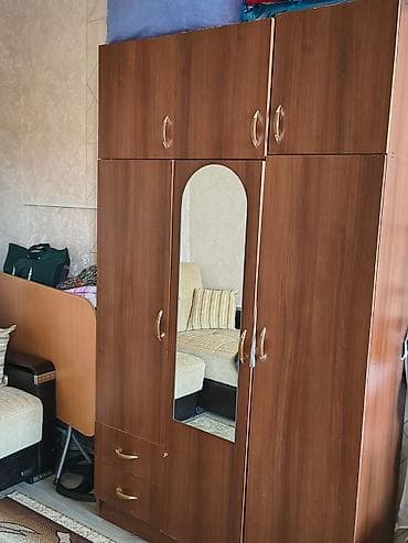 Dolab satılır 120azn.
Razin.
Zəhra🌷7421n at lalafo.az Dolab satılır 120azn.
Razin.
Zəhra🌷7421n