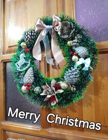 Yeni il və Milad qapı bəzəyi – əl işidir Qiymət 13-25 AZN-DİR. - lalafo.az -da Yeni il və Milad qapı bəzəyi – əl işidir Qiymət 13-25 AZN-DİR. -