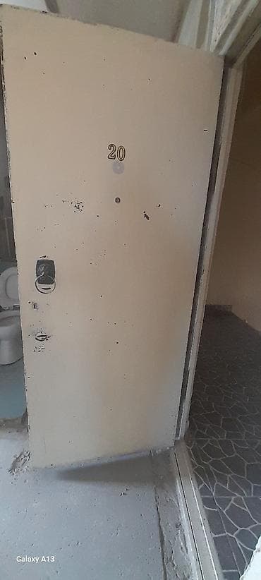 Mənzil üçün İşlənmiş Giriş qapısı 90x200 sm Petlə ilə, Zəmanətsiz, Rayonlara çatdırılma, Ödənişli çatdırılma, Ünvandan götürmə lalafo.az -da Mənzil üçün İşlənmiş Giriş qapısı 90x200 sm Petlə ilə, Zəmanətsiz, Rayonlara çatdırılma, Ödənişli çatdırılma, Ünvandan götürmə