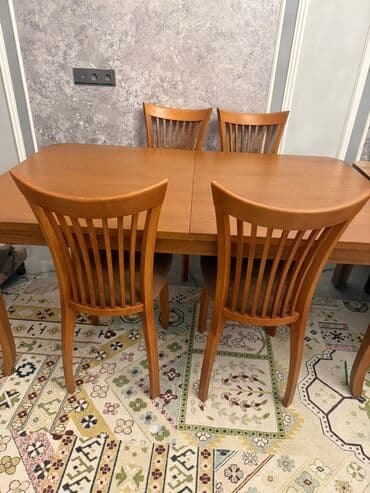 Qonaq otağı üçün, İşlənmiş, Kvadrat masa, 6 stul lalafo.az -da Qonaq otağı üçün, İşlənmiş, Kvadrat masa, 6 stul
