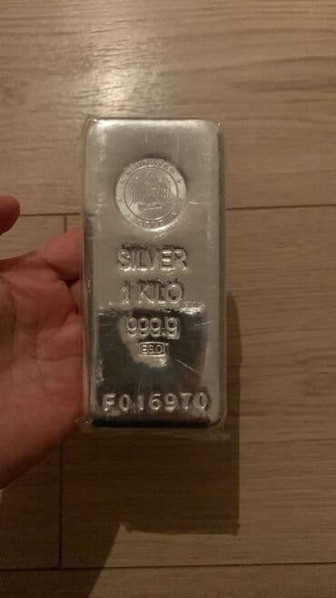 Məhsul: 1 kq investisiya gümüş külçələri Təsvir: - Marka və zərgxana lalafo.az -da Məhsul: 1 kq investisiya gümüş külçələri Təsvir: - Marka və zərgxana