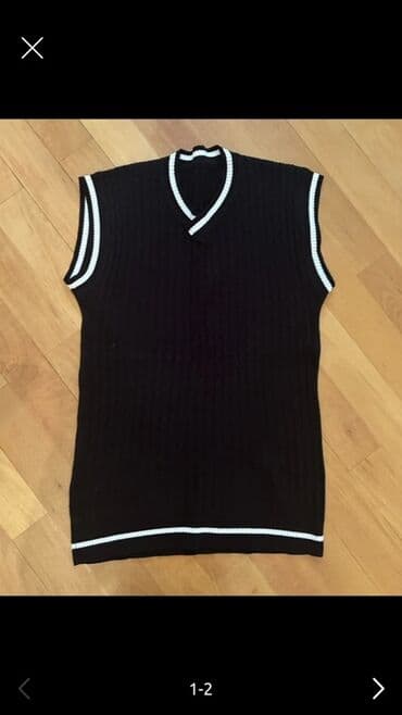 Qara rəngli trikotaj jilet - Model: V-yaxa, qolsuz - Rəng: Qara, ağ lalafo.az -da Qara rəngli trikotaj jilet - Model: V-yaxa, qolsuz - Rəng: Qara, ağ