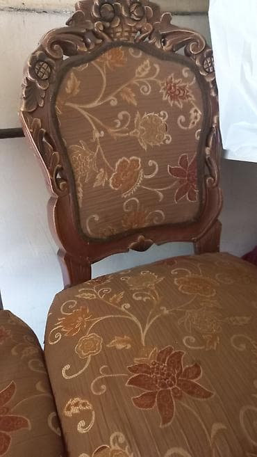 Klassik üslubda taxtadan oyma kürsü - Material: bərk ağac karkas, əl lalafo.az -da Klassik üslubda taxtadan oyma kürsü - Material: bərk ağac karkas, əl