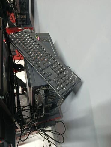 Sim Racing və PC oyun stansiyası komplekti - Direksiyon seti lalafo.az -da Sim Racing və PC oyun stansiyası komplekti - Direksiyon seti