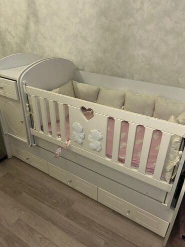 Oğlan və qız üçün, Dördbucaq, Beşik, Dəst ilə, Matras ilə, Yellənmə mexanizmsiz lalafo.az -da Oğlan və qız üçün, Dördbucaq, Beşik, Dəst ilə, Matras ilə, Yellənmə mexanizmsiz