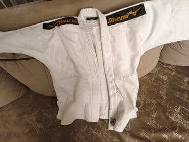 Məhsul: Mizuno cüdo kimono üstü (gi ceket)Şalvarîda var kəmər hədiyyə lalafo.az -da Məhsul: Mizuno cüdo kimono üstü (gi ceket)Şalvarîda var kəmər hədiyyə
