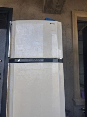 2 qapılı Sharp Soyuducu Satılır, rəng - Ağ, Təkərli lalafo.az -da 2 qapılı Sharp Soyuducu Satılır, rəng - Ağ, Təkərli