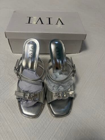 Ölçü: 39, rəng - Gümüşü, İşlənmiş lalafo.az -da Ölçü: 39, rəng - Gümüşü, İşlənmiş