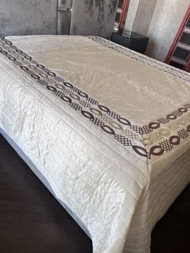 Yataq üçün Yeni Qaşlı rəng - Bej Yataq örtüyü, Ünvandan götürmə lalafo.az -da Yataq üçün Yeni Qaşlı rəng - Bej Yataq örtüyü, Ünvandan götürmə