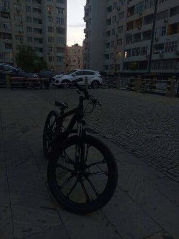 İşlənmiş Şəhər velosipedi 26", sürətlərin sayı: 21, Ünvandan götürmə lalafo.az -da İşlənmiş Şəhər velosipedi 26", sürətlərin sayı: 21, Ünvandan götürmə