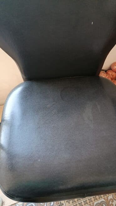 Полки, этажерки: Bərbər kreslo normal vəziyyətdədi bir tək ayağı paslanıb oda asan at lalafo.az — 4 Полки, этажерки: Bərbər kreslo normal vəziyyətdədi bir tək ayağı paslanıb oda asan — 4