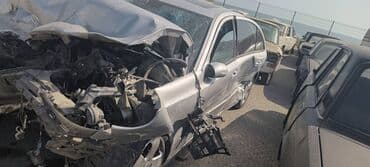 Mercedes-Benz 260: 2.6 l | 2004 il Sedan lalafo.az -da Mercedes-Benz 260: 2.6 l | 2004 il Sedan