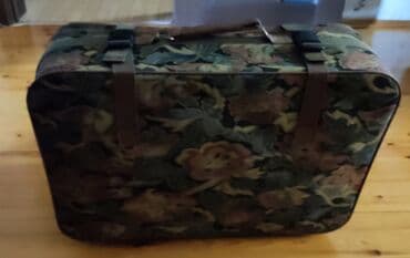 Çamodan satıram.65sm.uzunu,50 sm.hündürlüyü,20 lalafo.az -da Çamodan satıram.65sm.uzunu,50 sm.hündürlüyü,20