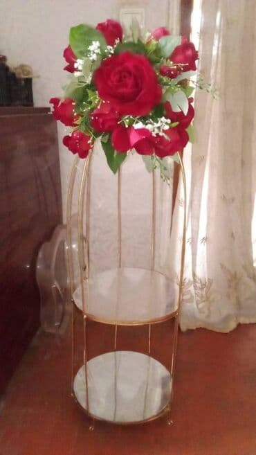 Dest xonca satilir. Birinin qiraginda cuzi biliner bilinmez catlagi lalafo.az -da Dest xonca satilir. Birinin qiraginda cuzi biliner bilinmez catlagi