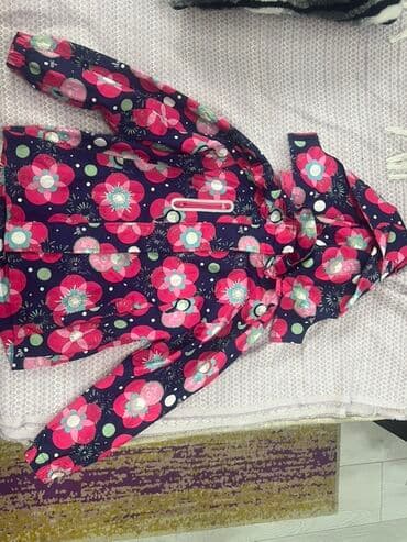 Uşaq üçün “Baby Wear” brendi yağmurluq/kurtka. İşlənmiş 10 yaşlı uşağ lalafo.az -da Uşaq üçün “Baby Wear” brendi yağmurluq/kurtka. İşlənmiş 10 yaşlı uşağ