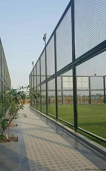 Stadion setkaları İdman meydançaları üçün metal setka çəpər sistemi - lalafo.az -da Stadion setkaları İdman meydançaları üçün metal setka çəpər sistemi -