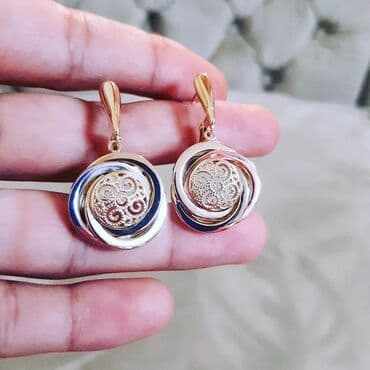 Sırğa, Sarı qızıl, 585 Əyar, 555 g lalafo.az -da — 4 Sırğa, Sarı qızıl, 585 Əyar, 555 g — 4