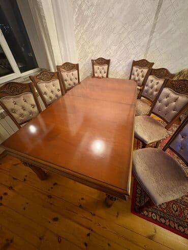 İşlənmiş, 8 stul lalafo.az -da İşlənmiş, 8 stul