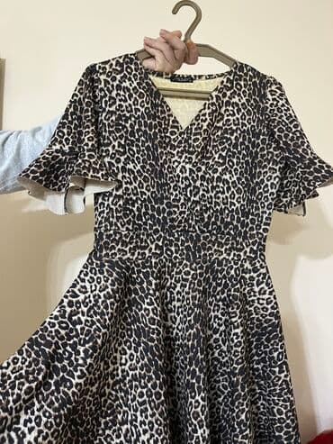 Leopard naxışlı qadın paltarı - Model: A-kesim ətəkli, beldən oturan lalafo.az -da Leopard naxışlı qadın paltarı - Model: A-kesim ətəkli, beldən oturan