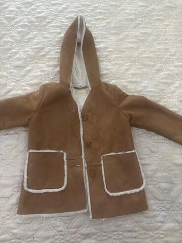 Mango Kids kapüşonlu uşaq kürkü - Brend: Mango Kids - Ölçü lalafo.az -da Mango Kids kapüşonlu uşaq kürkü - Brend: Mango Kids - Ölçü