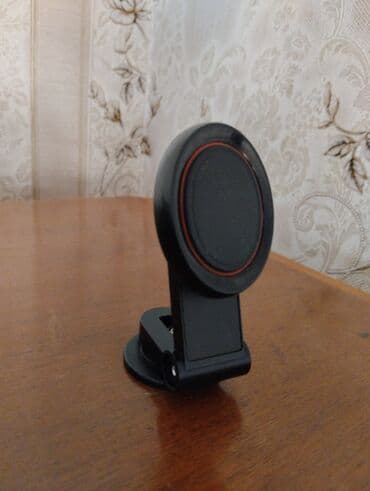 Avtomobil üçün telefon tutacağı. Kompakt ölçülüdür. Başlığını 360 lalafo.az -da Avtomobil üçün telefon tutacağı. Kompakt ölçülüdür. Başlığını 360