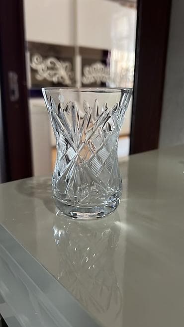 Temiz cexiya xrustali satilir hamsi.6eded armudu 30azn,40azn 6eded lalafo.az -da Temiz cexiya xrustali satilir hamsi.6eded armudu 30azn,40azn 6eded