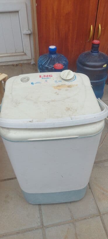 Nehrə aparatı 10 litrlik. ilk gündən məndə. dir lalafo.az -da Nehrə aparatı 10 litrlik. ilk gündən məndə. dir