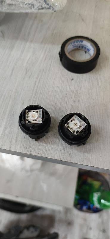 Məhsul: 2 ədəd LED işıq modul başlığı (plug-in tip) Təsvir: toyota lalafo.az -da Məhsul: 2 ədəd LED işıq modul başlığı (plug-in tip) Təsvir: toyota