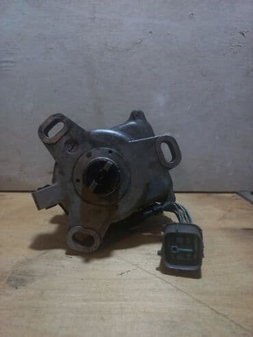 Свечи: Honda CR-V, 2 л, Бензин, 2000 г., Оригинал, Б/у at lalafo.az — 1 Свечи: Honda CR-V, 2 л, Бензин, 2000 г., Оригинал, Б/у — 1