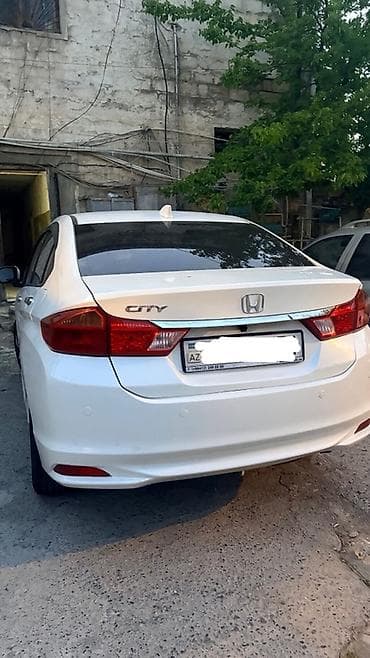 Honda City sedan Maşın hazır kreditdədir 8 min kredit qalıb xanım lalafo.az -da Honda City sedan Maşın hazır kreditdədir 8 min kredit qalıb xanım