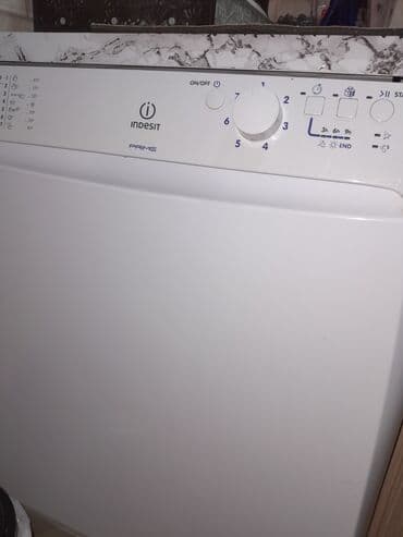 Qabyuyan maşın Indesit, Tam qabaritli (60 sm.), Ayrıca dayanan, İşlənmiş lalafo.az -da Qabyuyan maşın Indesit, Tam qabaritli (60 sm.), Ayrıca dayanan, İşlənmiş