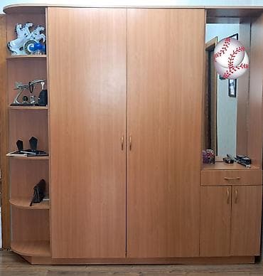 Künc vitrinli, güzgülü çoxfunksiyalı şkaf-dolab - Material: ağac lalafo.az -da Künc vitrinli, güzgülü çoxfunksiyalı şkaf-dolab - Material: ağac
