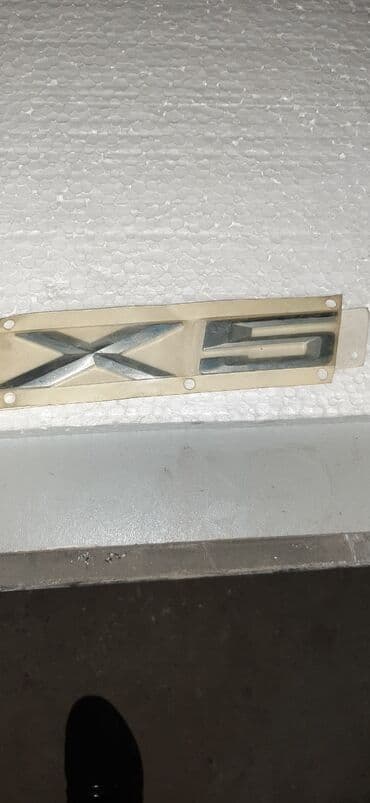 BMW X5 emblemi Teze lalafo.az -da BMW X5 emblemi Teze
