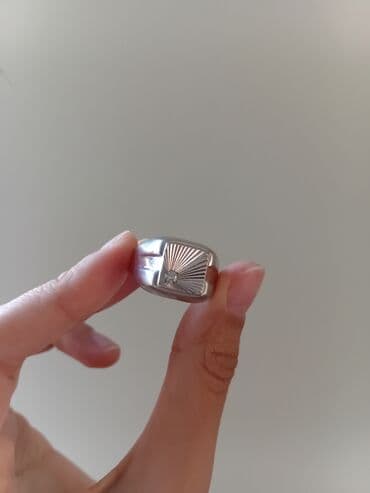 Üzük lalafo.az -da Üzük