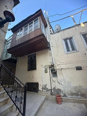 7 otaqlı, 220 kv. m, Kredit yoxdur, Təmirsiz lalafo.az -da 7 otaqlı, 220 kv. m, Kredit yoxdur, Təmirsiz