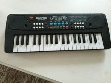 USB kabeli olan uşaqlar üçün piano daxildir, lakin əldə etmək asandır lalafo.az -da USB kabeli olan uşaqlar üçün piano daxildir, lakin əldə etmək asandır