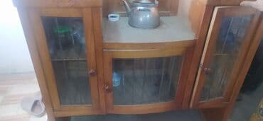 Şkaf altlığı ile birlikde satilir. Super şkafdır. 1961 ci ilin lalafo.az -da Şkaf altlığı ile birlikde satilir. Super şkafdır. 1961 ci ilin