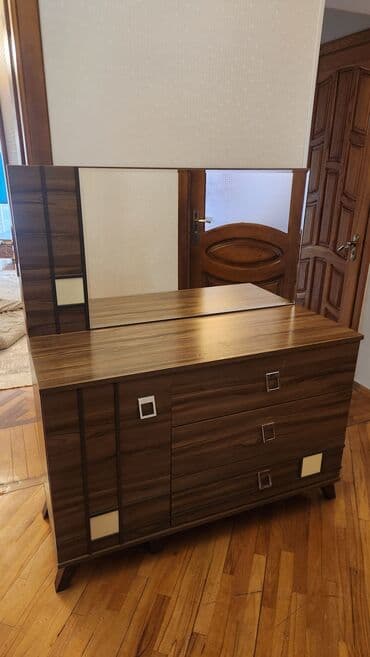 Güzgülü lalafo.az -da Güzgülü