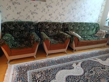 Klassik divan, 2 kreslo, Bazasız, Açılmayan lalafo.az -da Klassik divan, 2 kreslo, Bazasız, Açılmayan