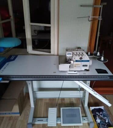 Sənaye overlok tikiş maşını dəsti - Masalı komplekt: möhkəm metal lalafo.az -da Sənaye overlok tikiş maşını dəsti - Masalı komplekt: möhkəm metal